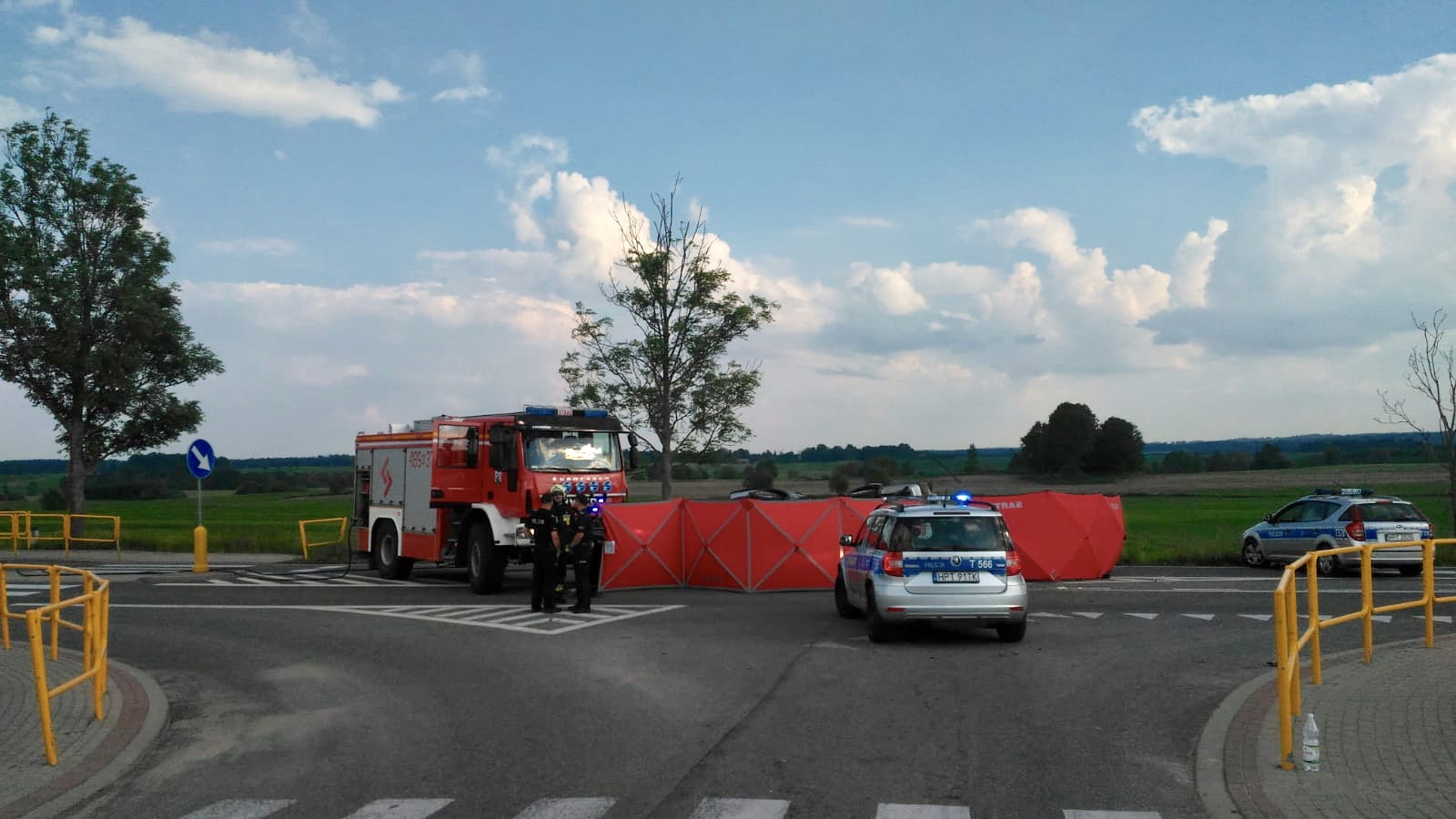 Tragiczny wypadek drogowy Zginęło dwóch mężczyzn Aktualności