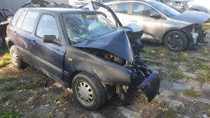 uszkodzony pojazd VW Golf