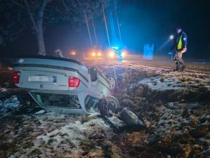 Uszkodzony pojazd Volkswagen Passat