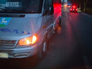 uszkodzony pojazd mercedes