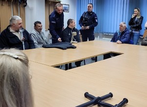 Spotkanie policjantów z podopiecznymi Środowiskowego Domu Samopomocy w Henrykowie