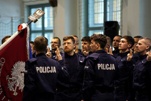 Pierwsze tegoroczne ślubowanie policjantów z Warmii i Mazur