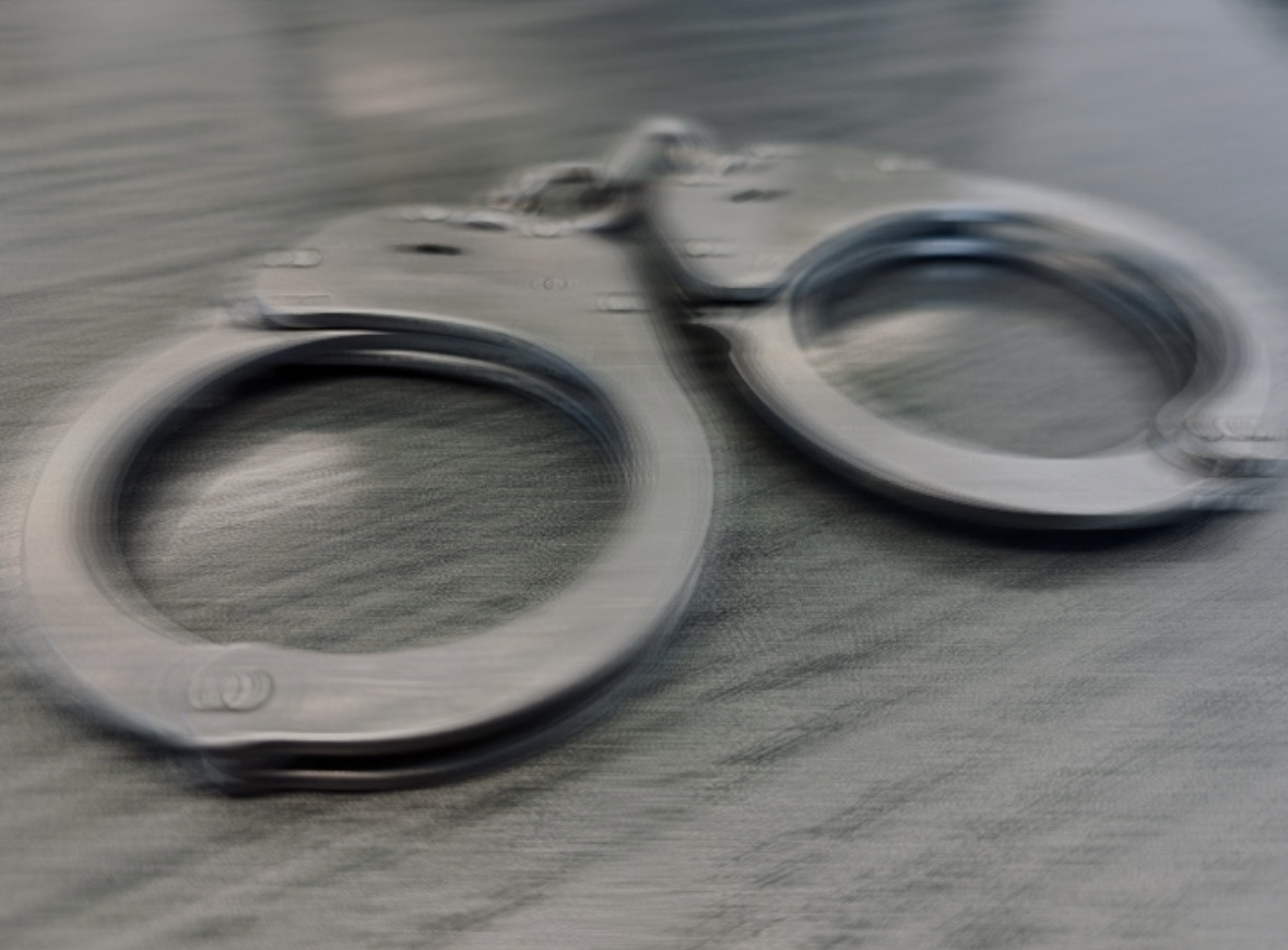 Policja zatrzymała dwóch poszukiwanych do odbycia kar pozbawienia wolności